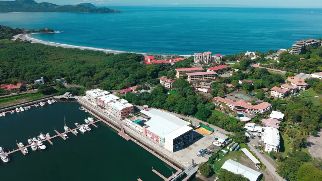 Luxury real estate in Playa Flamingo, Guanacaste, Costa Rica - Flamingo Beach Realty