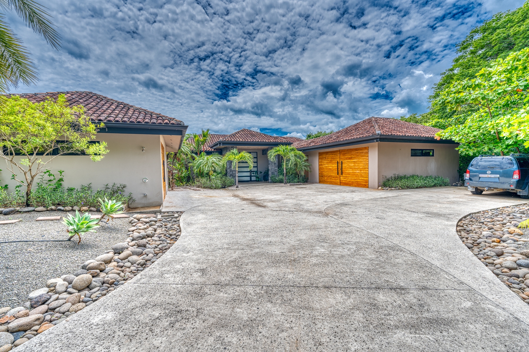 Delightful 5 Bedroom Home - Hacienda Pinilla, CR
