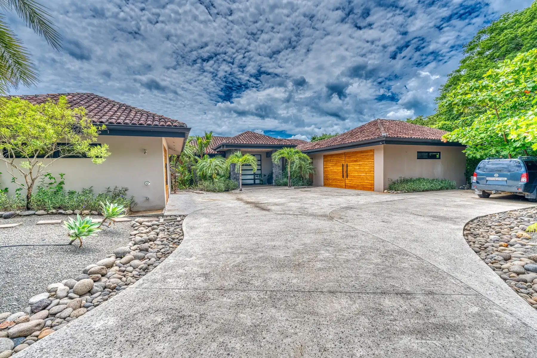 Delightful 5 Bedroom Home - Hacienda Pinilla, CR