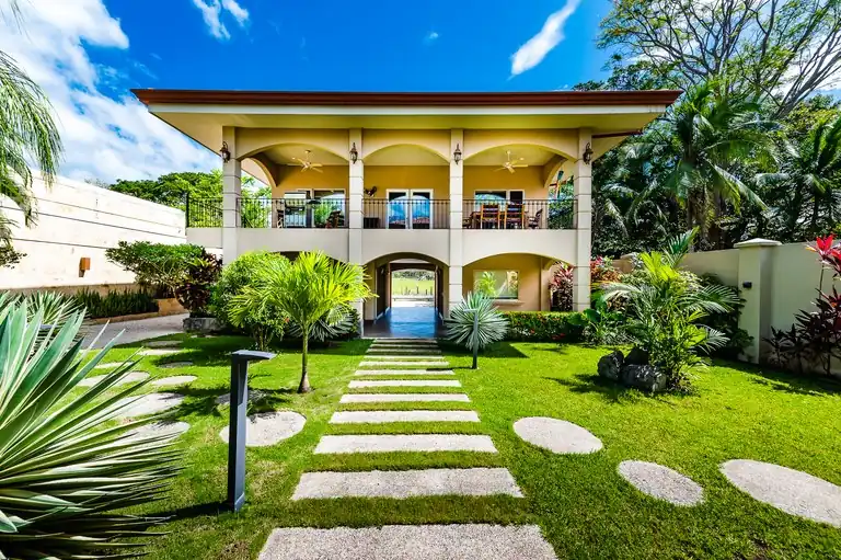 Casa Oltmann - Playa Potrero, CR