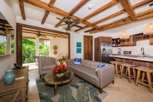 24 Plaza Carlota - Las Catalinas, CR