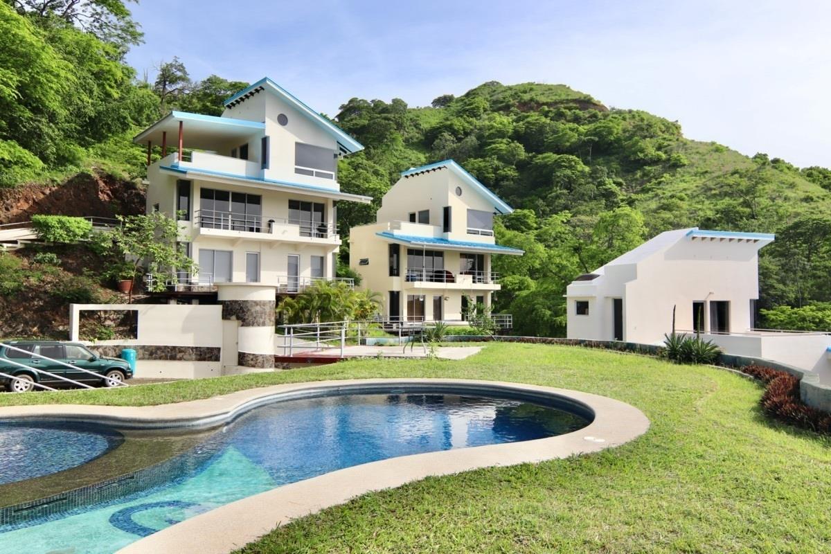 House of Winds #3 - Playas Del Coco, CR