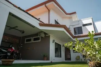 Casa Blanca Near Tamarindo