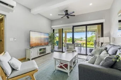 Diria 512 living area