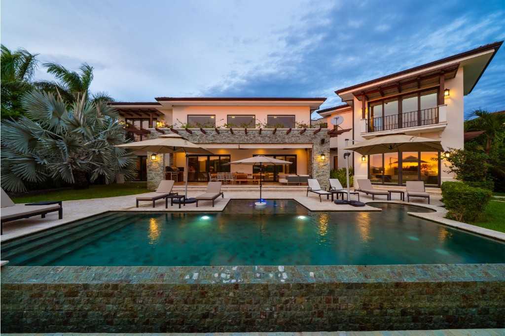 Casa Chano - Hacienda Pinilla, CR