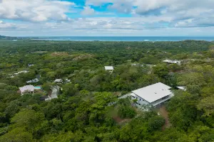 Almendros Hills 24A - Playa Grande, CR
